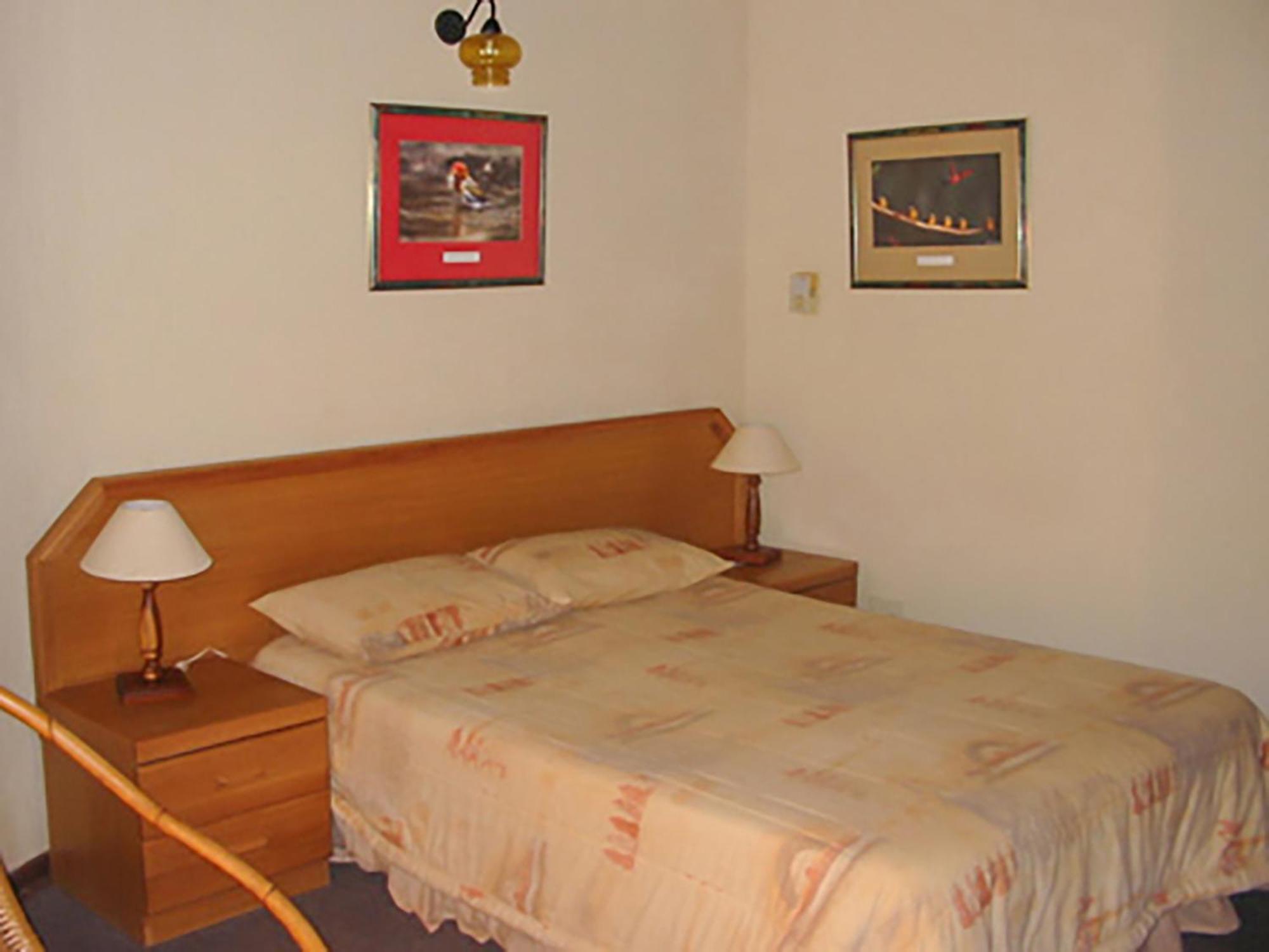 Dikhololo Appartement Brits Kamer foto
